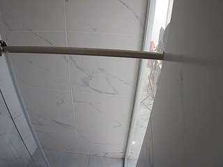 voyeurcam-casa-salsa-bathroom-9