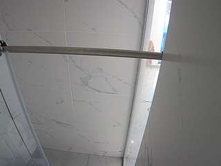 voyeurcam-casa-salsa-bathroom-9