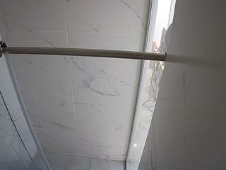 voyeurcam-casa-salsa-bathroom-9