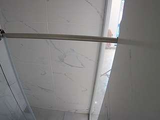 voyeurcam-casa-salsa-bathroom-9