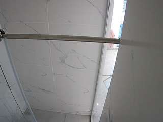 voyeurcam-casa-salsa-bathroom-9