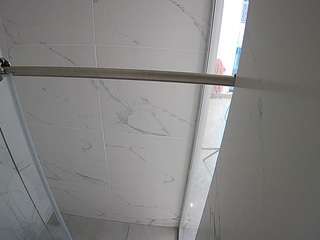 voyeurcam-casa-salsa-bathroom-9