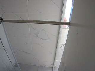 voyeurcam-casa-salsa-bathroom-9