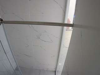 voyeurcam-casa-salsa-bathroom-9