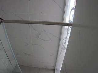 voyeurcam-casa-salsa-bathroom-9