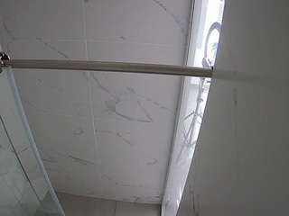 voyeurcam-casa-salsa-bathroom-9