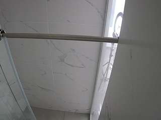 voyeurcam-casa-salsa-bathroom-9