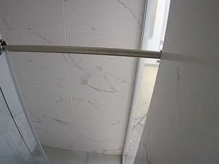 voyeurcam-casa-salsa-bathroom-9