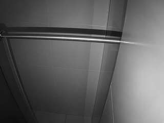 voyeurcam-casa-salsa-bathroom-9