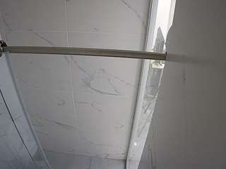 voyeurcam-casa-salsa-bathroom-9