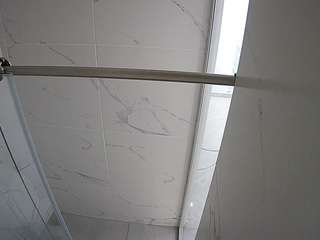 voyeurcam-casa-salsa-bathroom-9