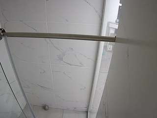 voyeurcam-casa-salsa-bathroom-9