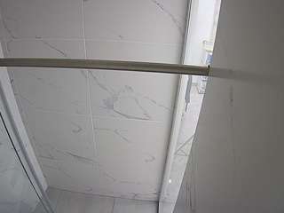 voyeurcam-casa-salsa-bathroom-9