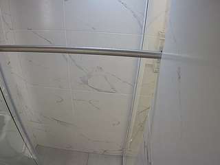 voyeurcam-casa-salsa-bathroom-9