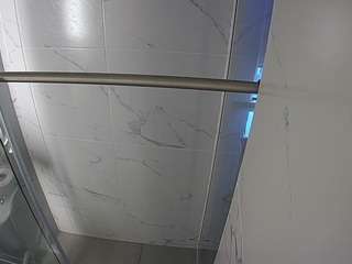 voyeurcam-casa-salsa-bathroom-9