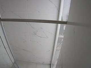 voyeurcam-casa-salsa-bathroom-9