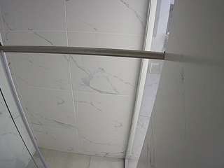 voyeurcam-casa-salsa-bathroom-9