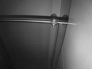 voyeurcam-casa-salsa-bathroom-9