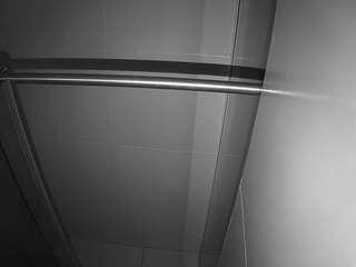 voyeurcam-casa-salsa-bathroom-9