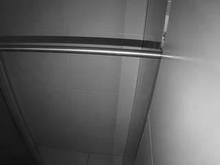 voyeurcam-casa-salsa-bathroom-9