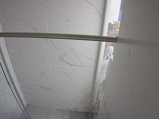 voyeurcam-casa-salsa-bathroom-9