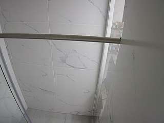 voyeurcam-casa-salsa-bathroom-9