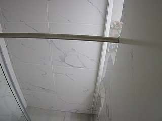 voyeurcam-casa-salsa-bathroom-9