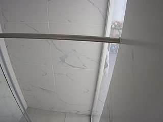 voyeurcam-casa-salsa-bathroom-9