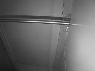 voyeurcam-casa-salsa-bathroom-9