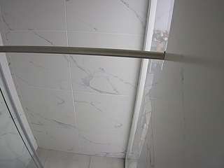 voyeurcam-casa-salsa-bathroom-9