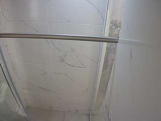 voyeurcam-casa-salsa-bathroom-9
