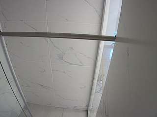 voyeurcam-casa-salsa-bathroom-9