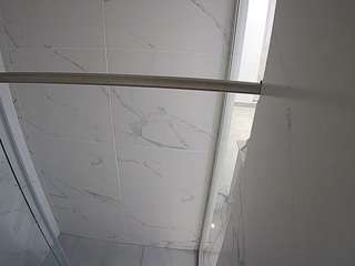 voyeurcam-casa-salsa-bathroom-9