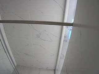 voyeurcam-casa-salsa-bathroom-9