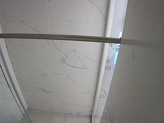 voyeurcam-casa-salsa-bathroom-9