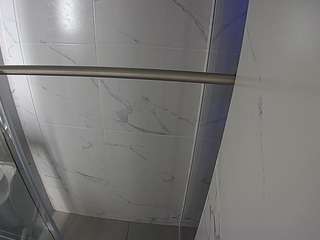 voyeurcam-casa-salsa-bathroom-9