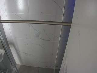 voyeurcam-casa-salsa-bathroom-9