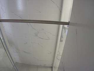 voyeurcam-casa-salsa-bathroom-9