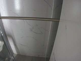 voyeurcam-casa-salsa-bathroom-9