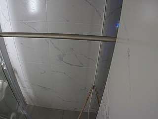voyeurcam-casa-salsa-bathroom-9