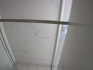 voyeurcam-casa-salsa-bathroom-9