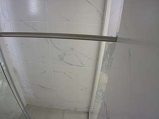 voyeurcam-casa-salsa-bathroom-9