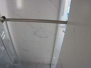 voyeurcam-casa-salsa-bathroom-9