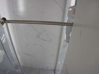 voyeurcam-casa-salsa-bathroom-9