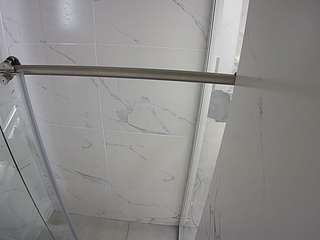 voyeurcam-casa-salsa-bathroom-9