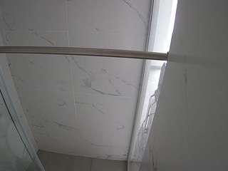 voyeurcam-casa-salsa-bathroom-9