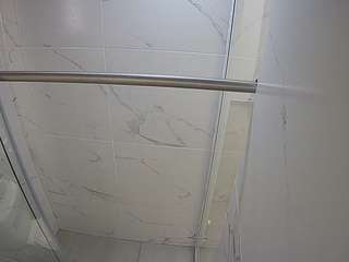 voyeurcam-casa-salsa-bathroom-9