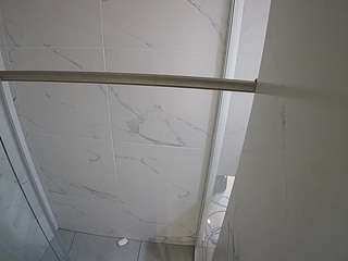 voyeurcam-casa-salsa-bathroom-9