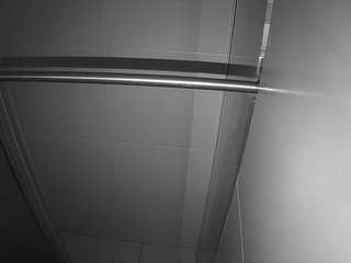 voyeurcam-casa-salsa-bathroom-9