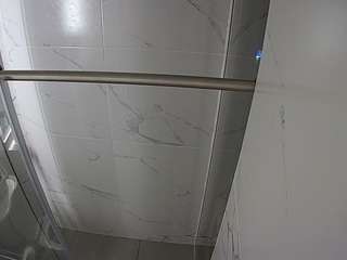 voyeurcam-casa-salsa-bathroom-9